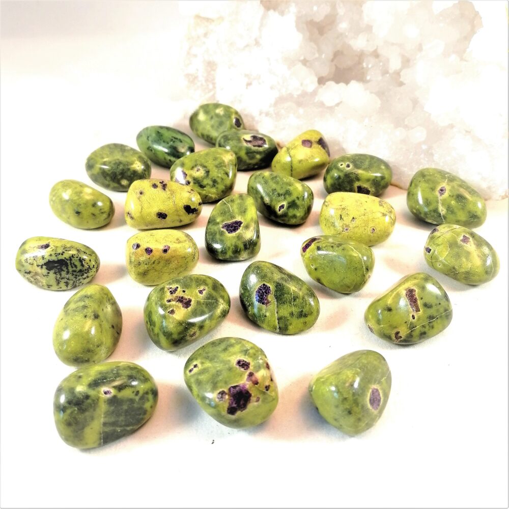 Atlantisit - serpentin med stichtit