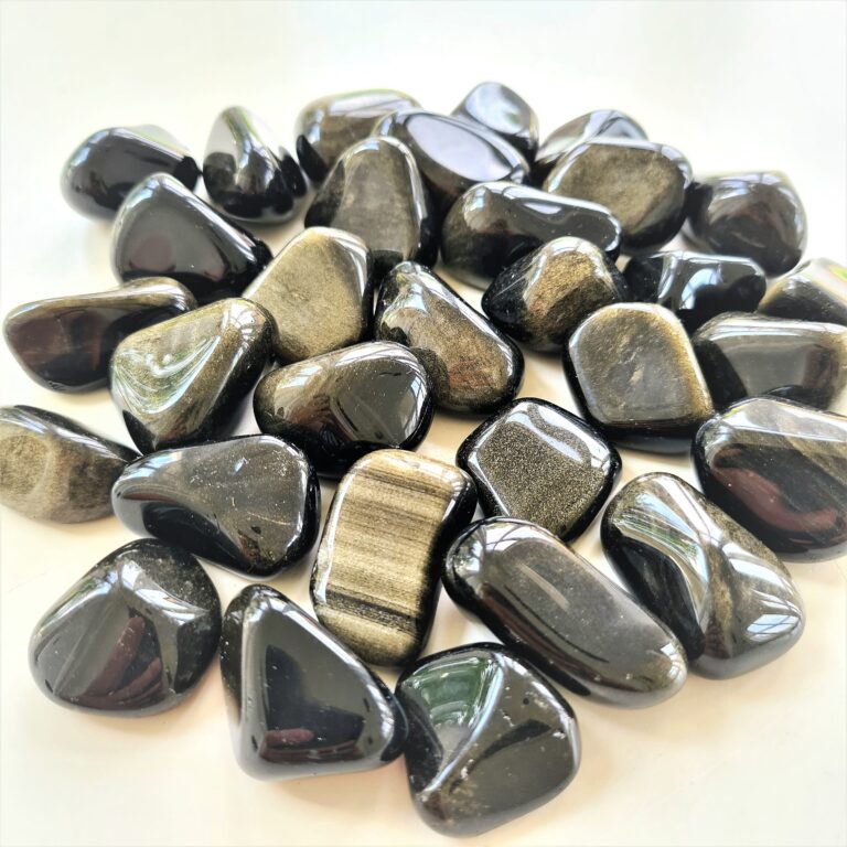silver sheen obsidian - trumlade