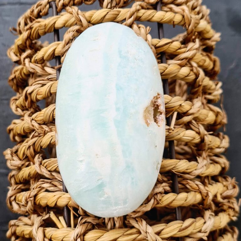 kalcit blå karibisk stor palmstone